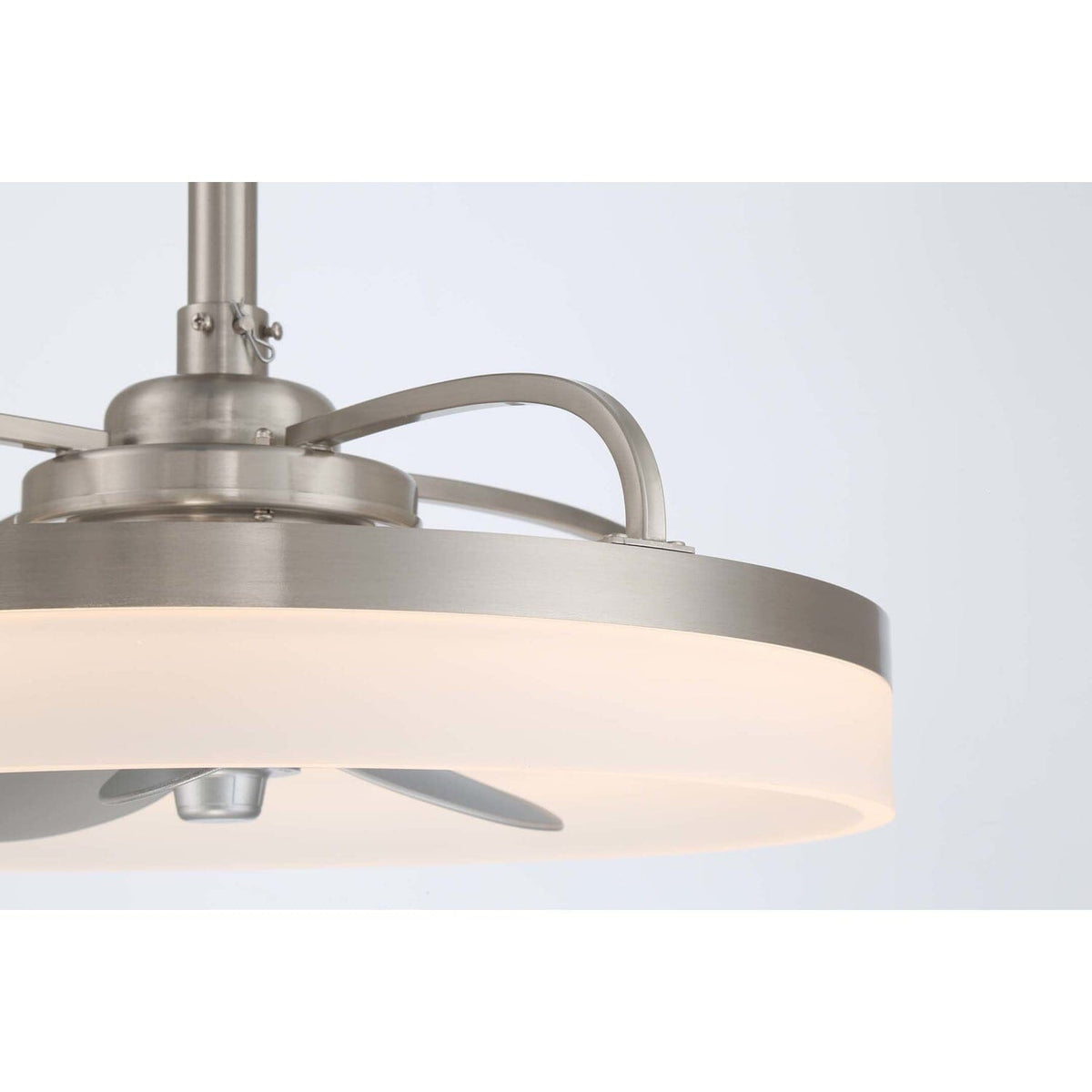 Avel Indoor SureSpeed Fandelier 20 inch with Light and Remote