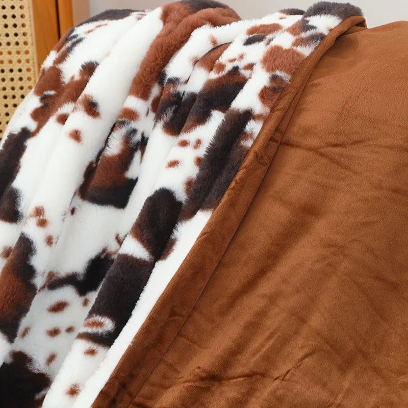 Afralia™ Two-Tone Raschel Blanket - Cozy, Stylish, All-Season Blanket