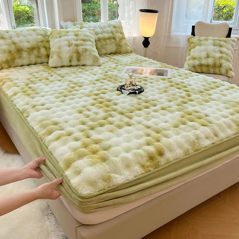 Afralia™ Faux Rabbit Plush Coral Fleece Fitted Sheet for Single Bed in Autumn/Winter