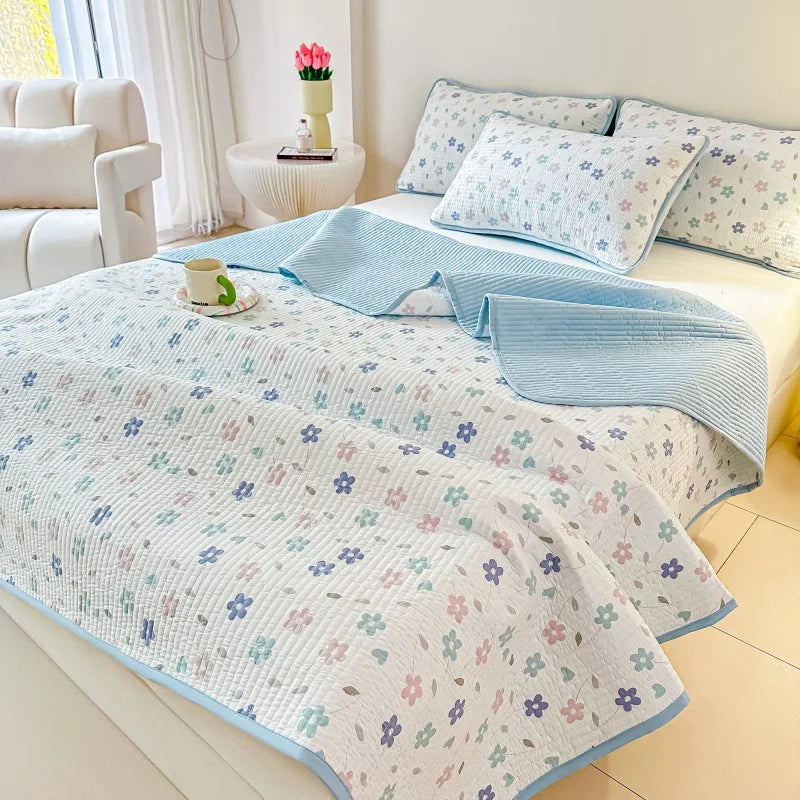 Afralia™ Rural Floral Print Reversible Quilted Bedspread for All Seasons