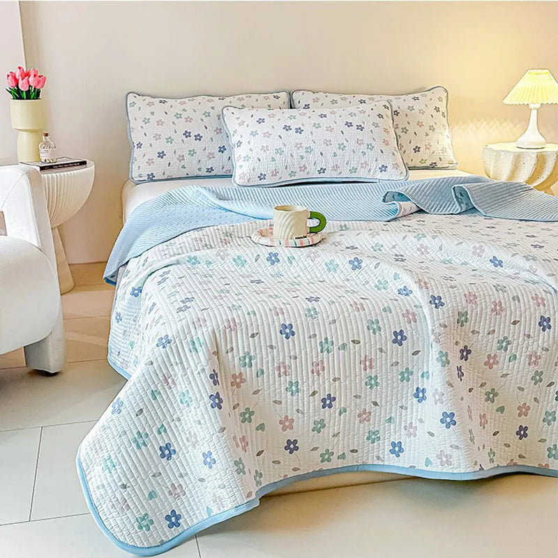Afralia™ Rural Floral Print Reversible Quilted Bedspread for All Seasons
