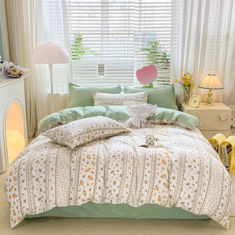 Afralia™ Animal Pattern Bedding Set - King/Queen Size Quilt Set for Comfortable Home.
