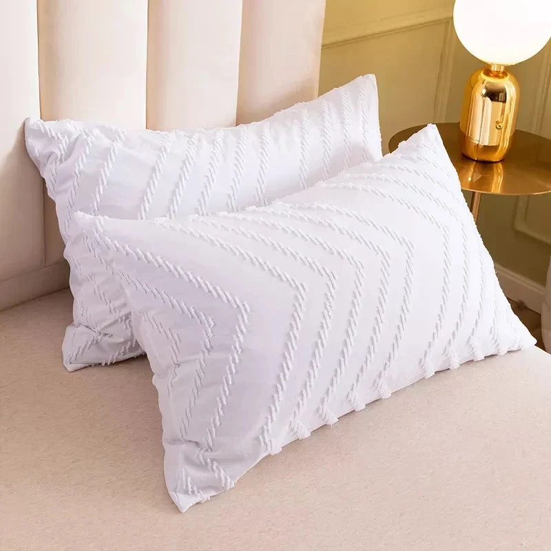 Afralia™ White Nordic Style Cut Flowers Duvet Cover Set for King, Queen, Twin Sizes
