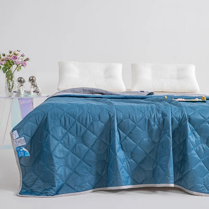 Afralia™ Summer Thin Silk Quilt, Lightweight Cool Silk Air-Conditioned Blanket