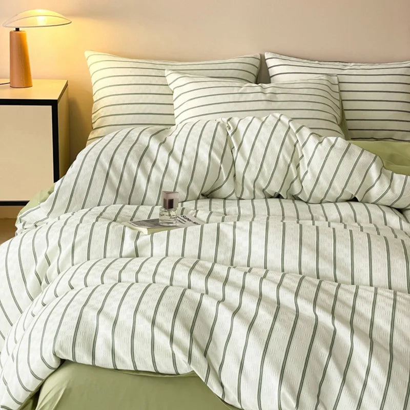 Afralia™ Luxe Striped Printed Bedding Set for All Seasons - Soft Duvet Cover Sets