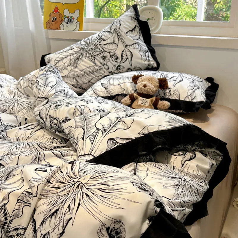 Afralia™ Korean Black White Hepburn Style Bedding Set with Lace Fitted Sheet Set