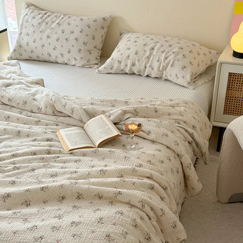 Afralia™ Colorful Polka Dot Floral Thin Quilt Set with Pillowcases