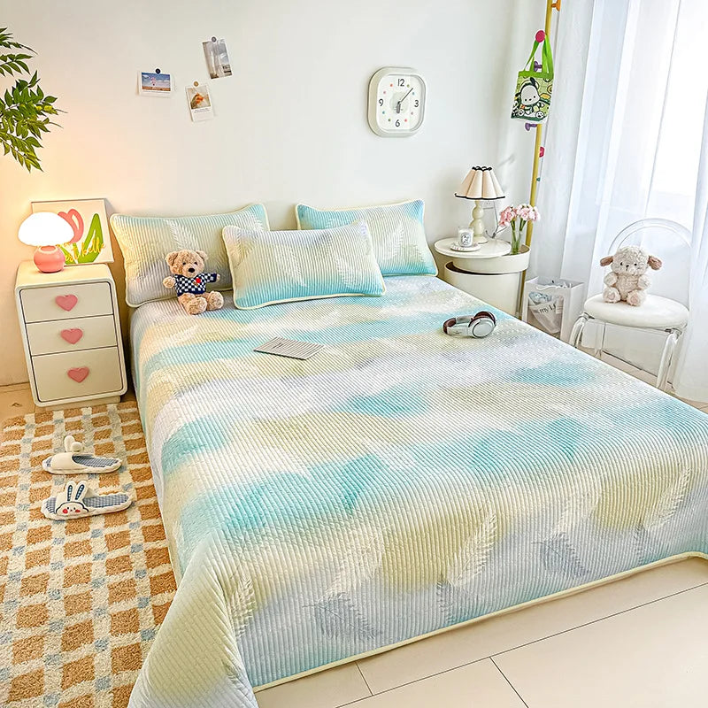 Afralia™ Dreamy Gradient Single Bedspread: Anti-Slip, Thick Quilted Mattress with Four Season Versatility