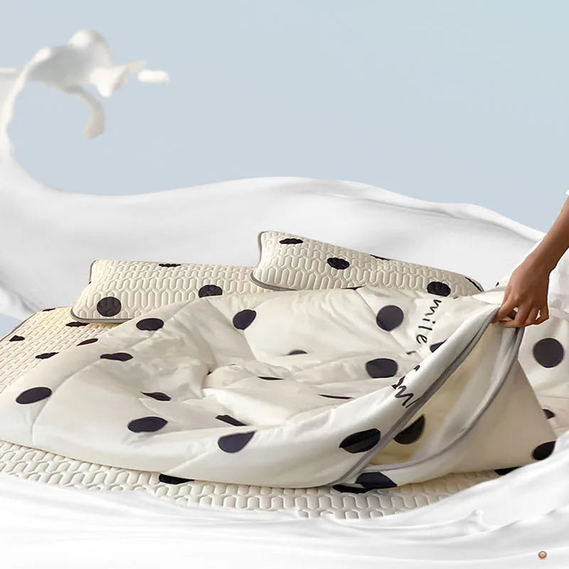 Afralia™ Lightweight Summer Quilt for Soft Cooling Comfort