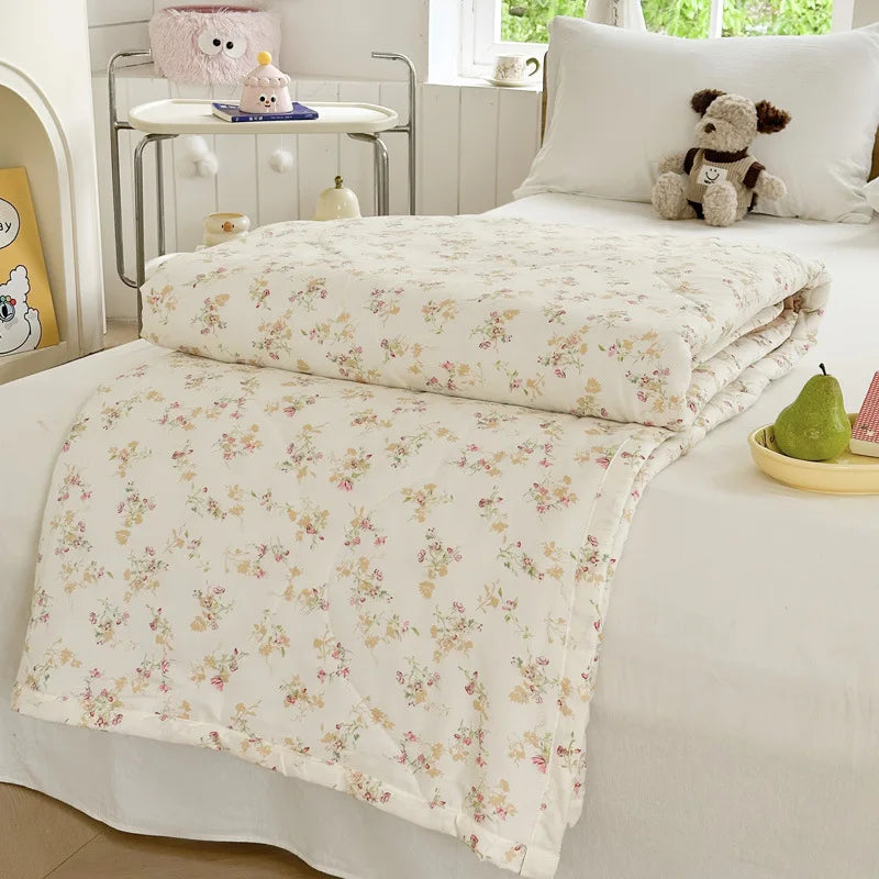 Afralia™ Floral Print Summer Quilt - Soft, Lightweight, Breathable Blanket