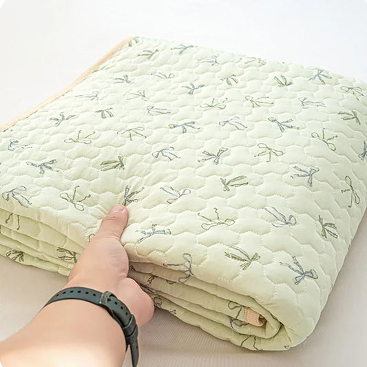 Afralia™ Floral Latex Cooling Mattress Set, Multi-Layer Soft Cushion, Breathable & Quick Cooling