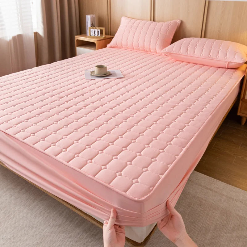 Afralia™ Quilted Fitted Sheet for Cozy & Anti-Slip Protection on Queen & King Beds