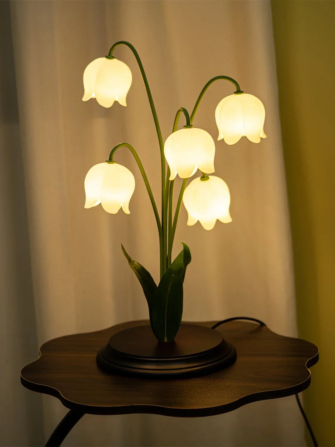 Afralia™ LED Flower Table Lamp - Decorative Desk Light for Bedroom, Living Room, Study